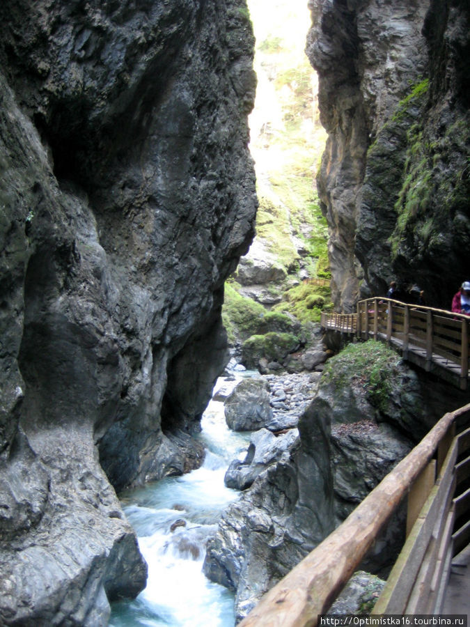 Прогулка к водопаду по ущелью Лихтенштайнкламм.