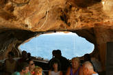 Пещера Кава ен Чарой.Кафе и бар над морем.