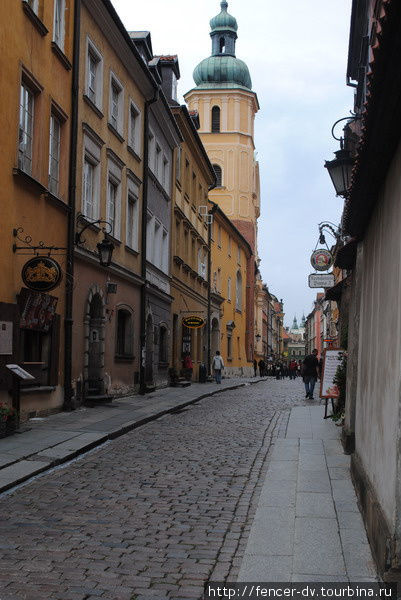 На улочках на удивление мало туристов Варшава, Польша