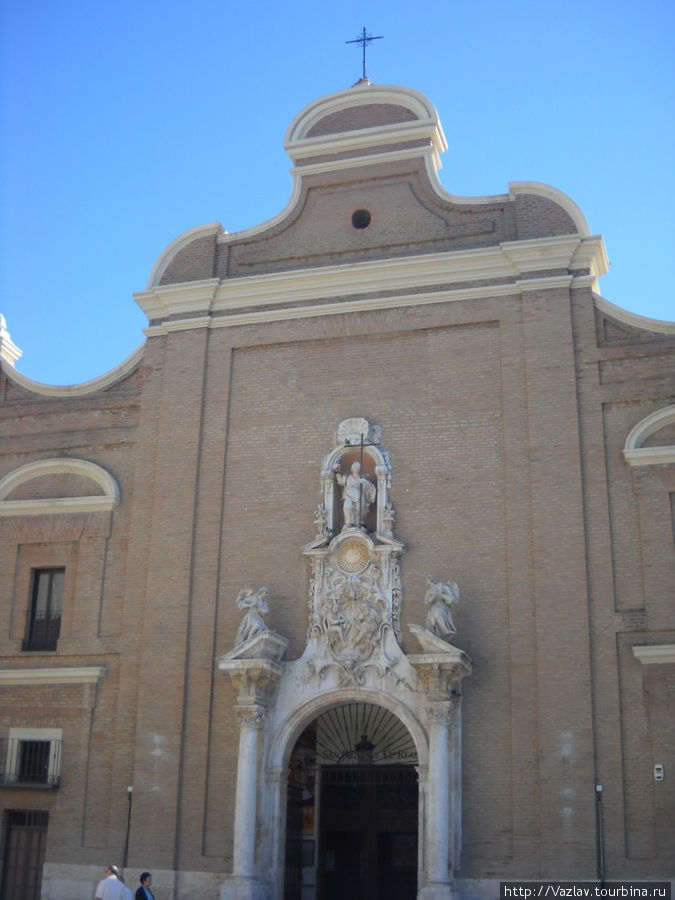 Церковь Св. Николая / Iglesia de San Nicolas