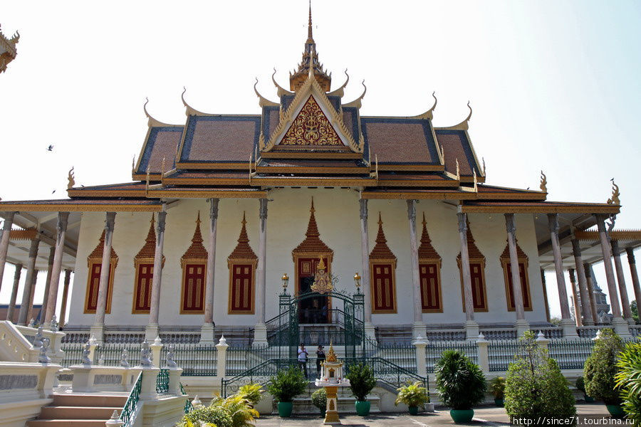 Пномпень. Королевский дворец Пномпень, Камбоджа