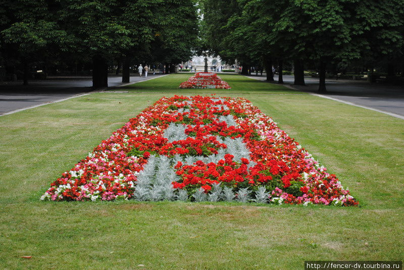 Саксонский сад - один из старейших в мире парков Варшава, Польша