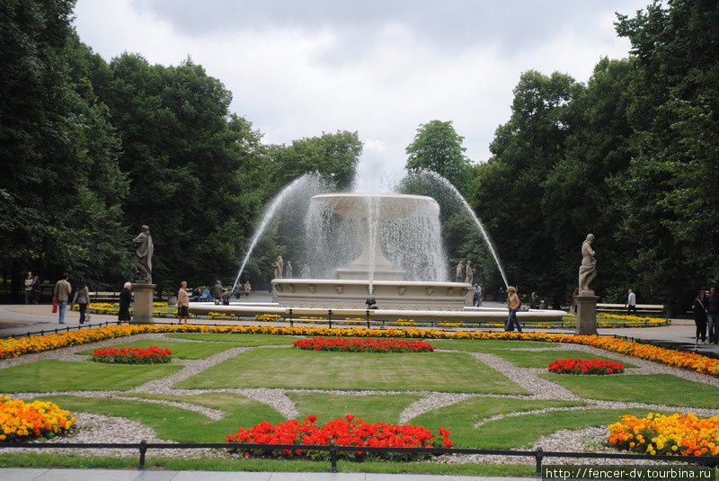 Саксонский сад - один из старейших в мире парков Варшава, Польша