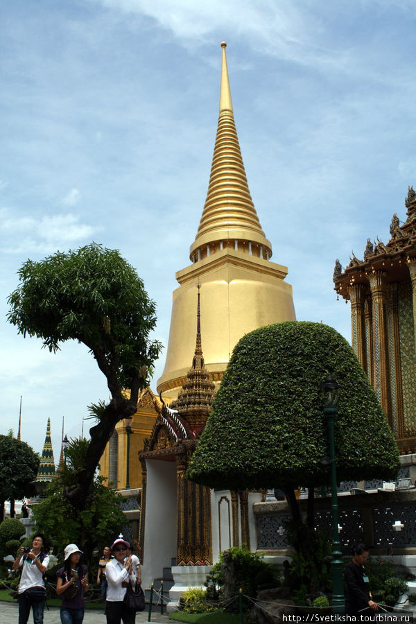 Храм Изумрудного Будды - проверка вашей кармы Бангкок, Таиланд