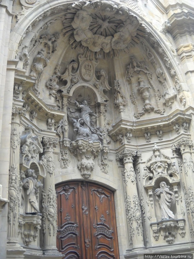 Декоративное убранство Сан-Себастьян, Испания