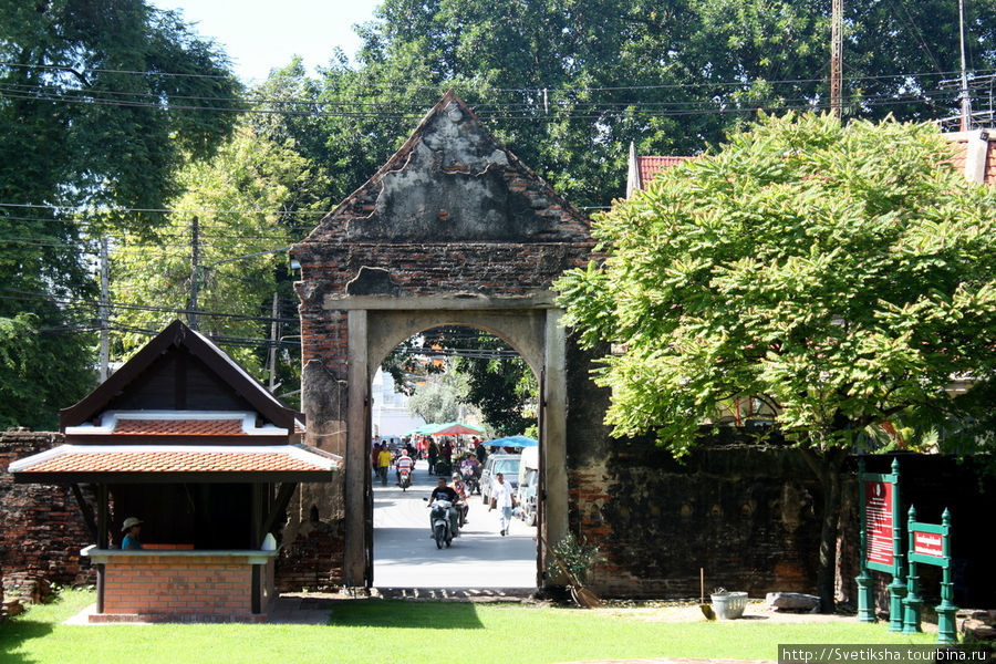 Резиденция французского посла Лоп-Бури, Таиланд