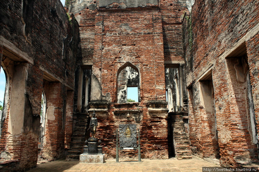 Бывшая резиденция сиамского короля Лоп-Бури, Таиланд