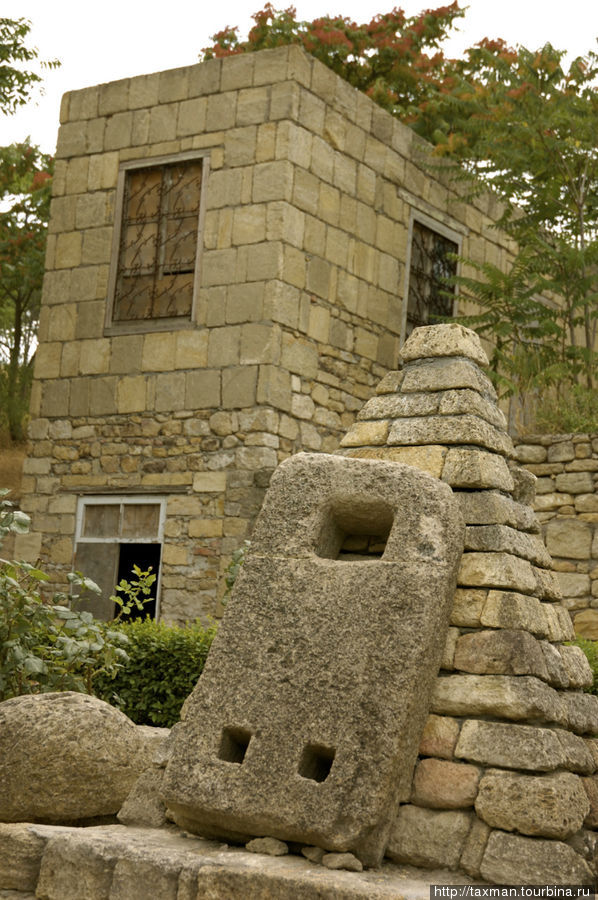 Архитектурный ансамбль- цитадель «Нарын-кала» Дербент, Россия