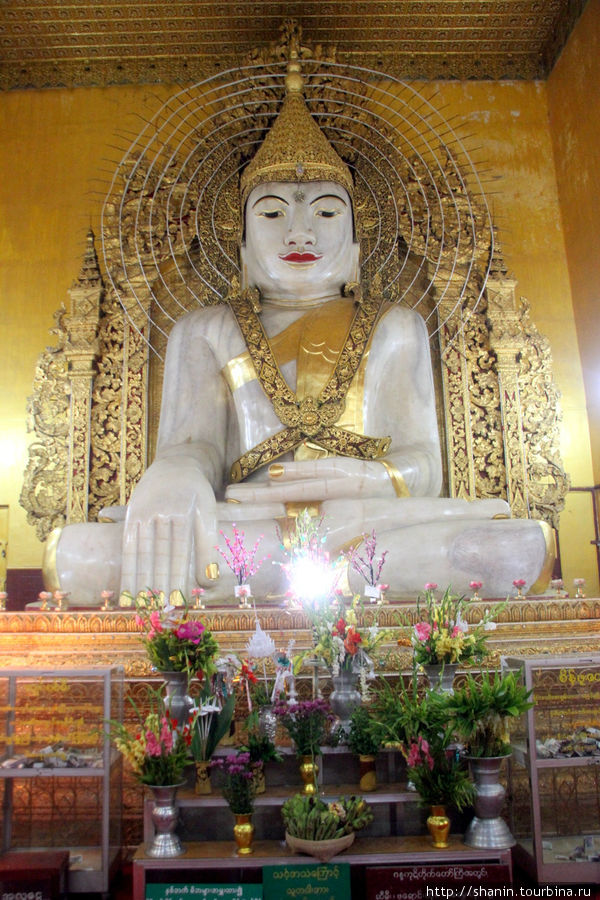 Мраморный Будда Мандалай, Мьянма