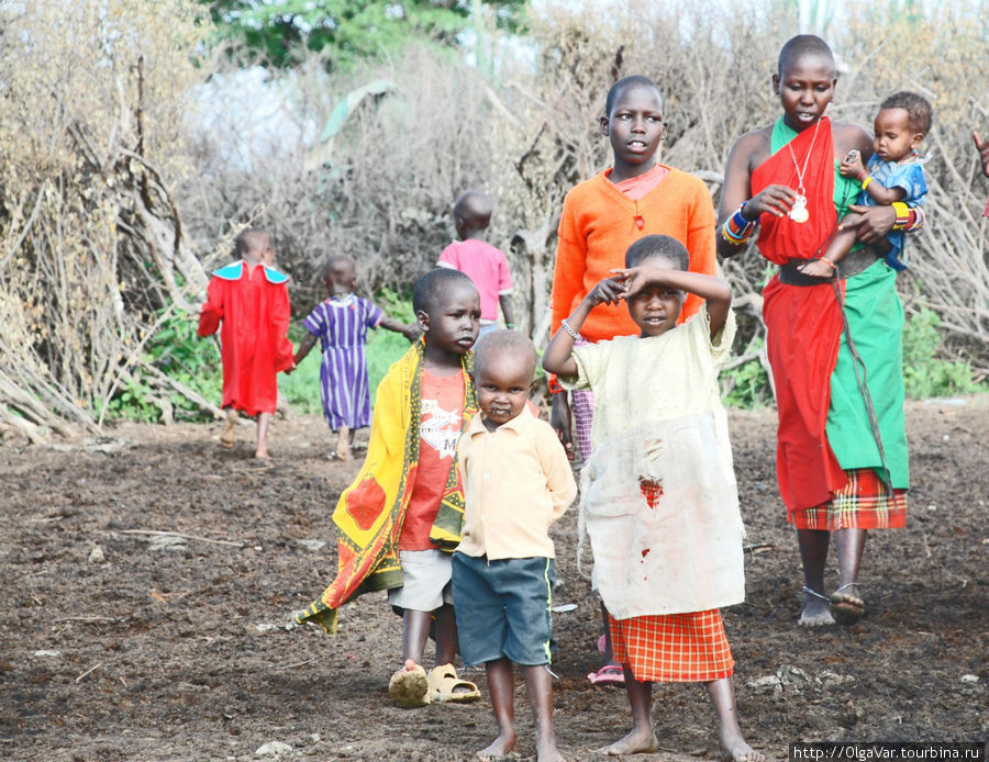 Дети тоже не лишены выразительности Масаи-Мара Национальный Парк, Кения