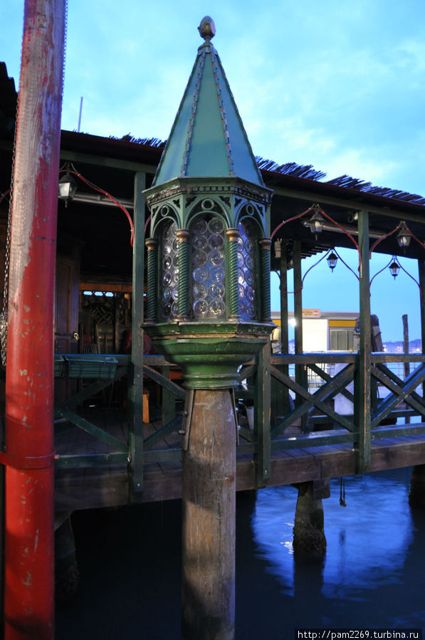 Морской фонарь. Венеция, Италия