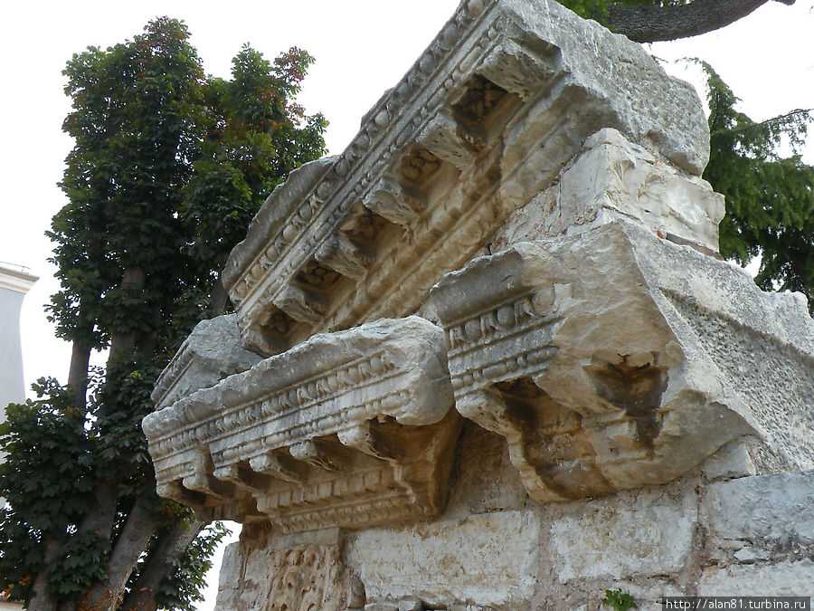 Руины храма Нептуна