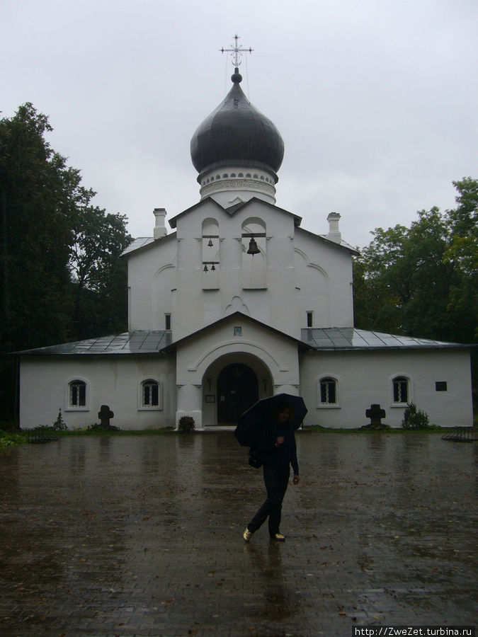 Дмитриевский собор Гдов, Россия