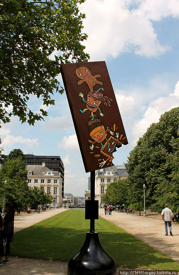 Брюссельский парк. Девочка с раковиной и её история Брюссель, Бельгия