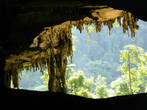 Высота пещер Ниах достигает более пятидесяти метров