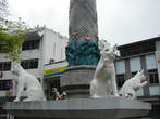 Памятника Кучинга посвящены кошкам