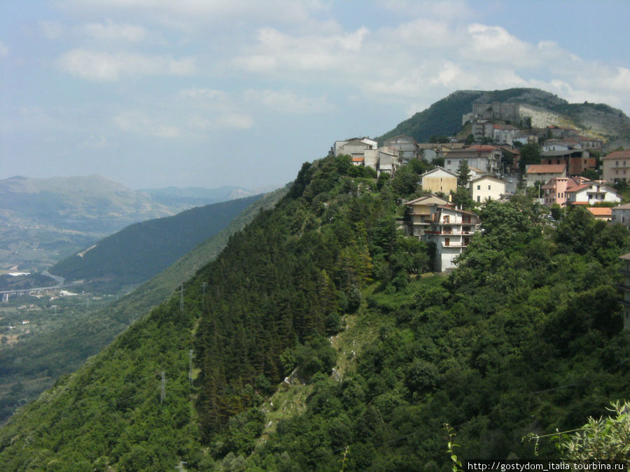 окрестности гор Альбурни Салерно, Италия
