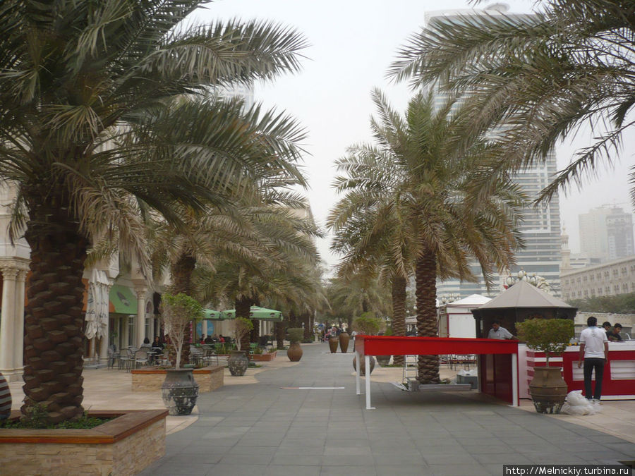 «Око Эмиратов» — самое большое в регионе колесо обозрения. Шарджа, ОАЭ