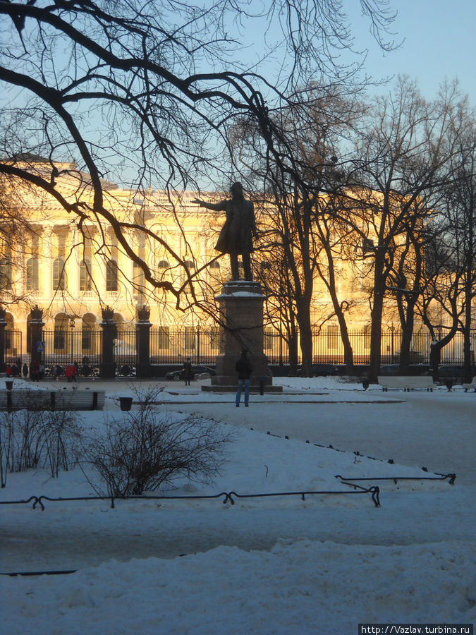 На площади искусств Санкт-Петербург, Россия