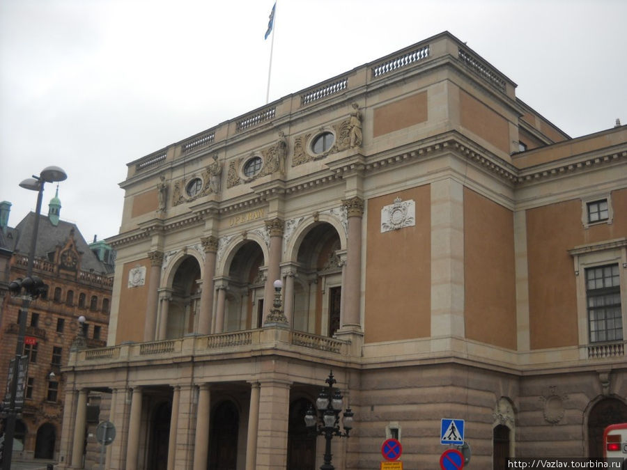 Фасад театра Стокгольм, Швеция