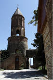 Храм святого Георгия. Башня около храма превращена в колокольню.