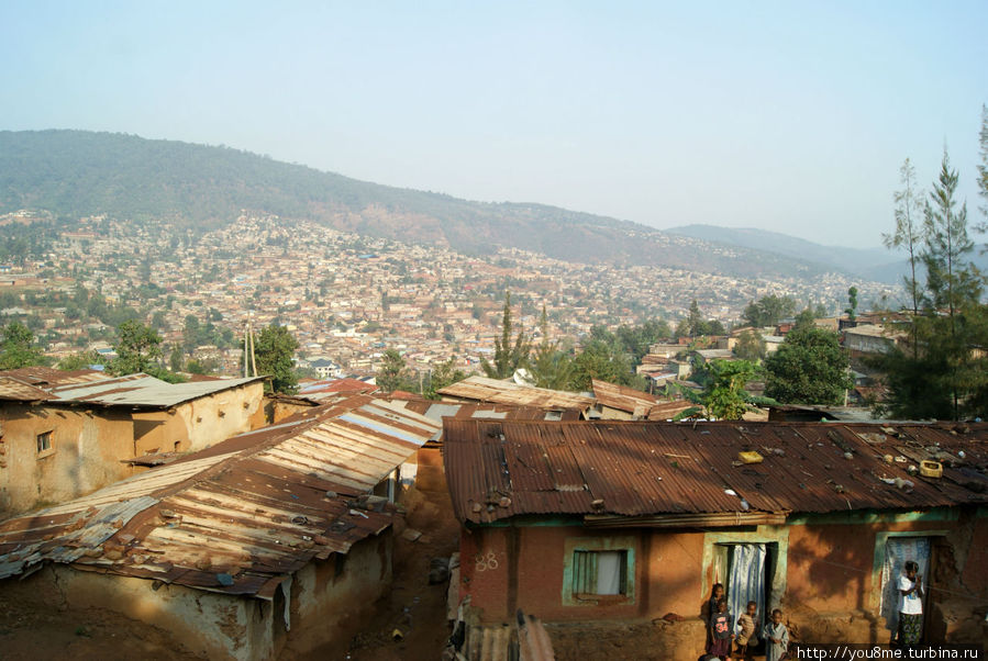 Контрасты (А в глазах Африка — 68) Кигали, Руанда