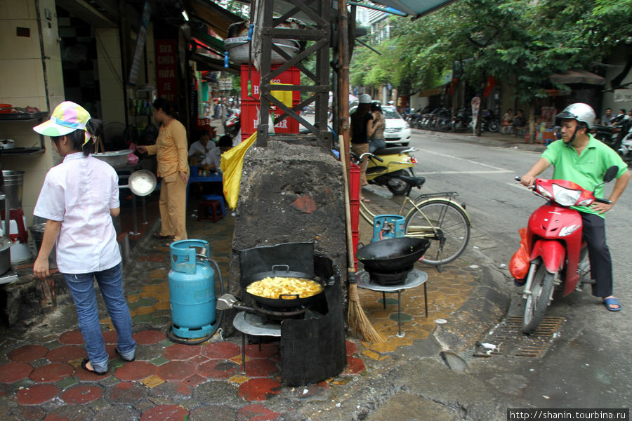 Жизнь на улице Ханой, Вьетнам