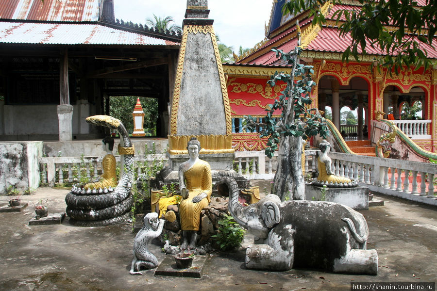 Скульптурная композиция Провинция Тямпасак, Лаос