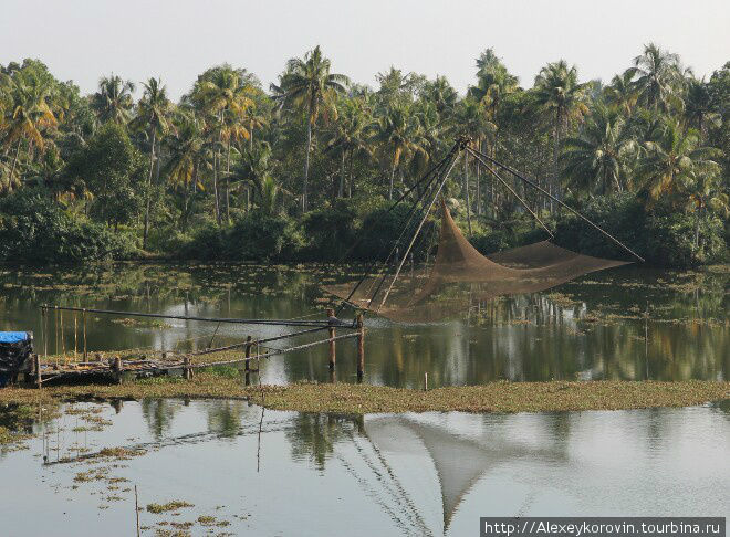 Местный способ рыбной ловли Штат Керала, Индия