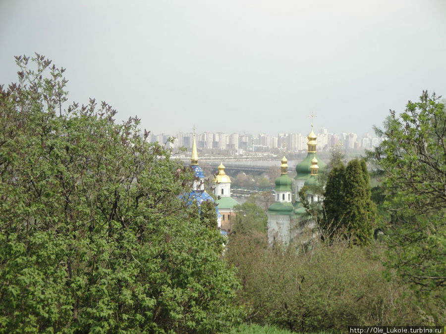 Выдубицкий монастырь, Киев 04.2011 Киев, Украина