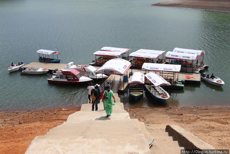 Лодочная станция на озере Пикара Ути, Индия