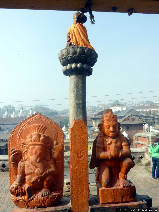 Деопатан. Индуистские божества храмового комплекса Пашупатинатх. Катманду, Непал