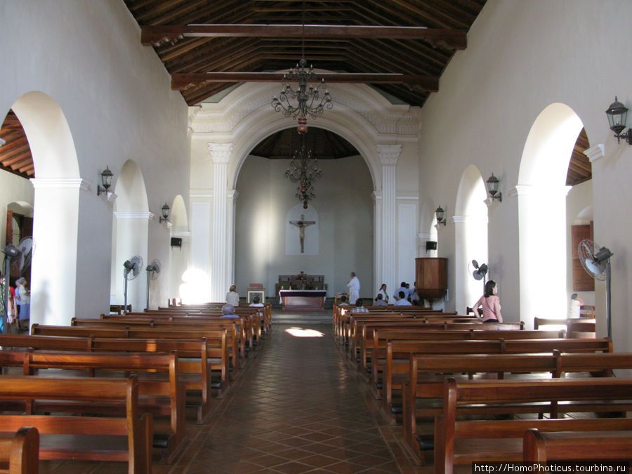 В кафедральном соборе Гранада, Никарагуа
