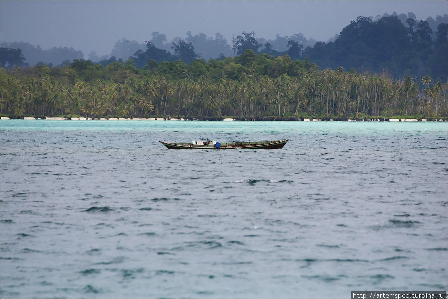 Рыбаки, кругом рыбаки... Суматра, Индонезия