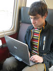 Обитатели Швейцарии даже в поезде не расстаются с ноутбуками