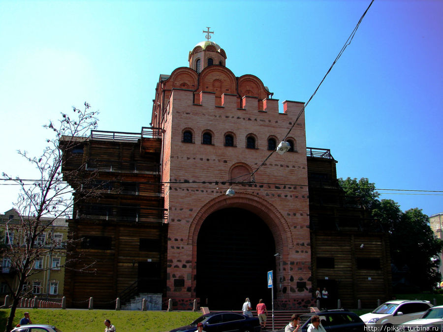 Золотые ворота (реконструкция) Киев, Украина