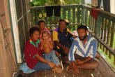 Папуасская семья, приютившая меня