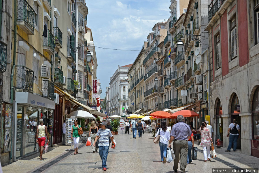 бродя по улицам столицы Португалия