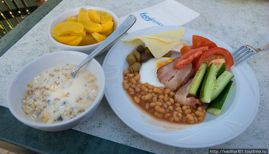 Завтрак в отеле Thalassak