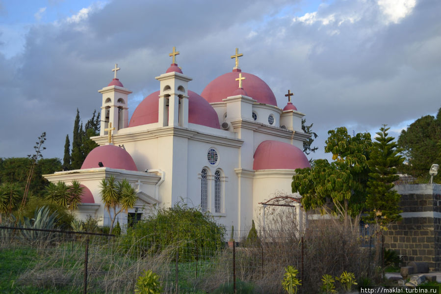 Церковь Двенадцати Апостолов в Капернауме Капернаум, Израиль