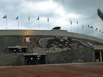 Стадион с барельефом на спортивную тему