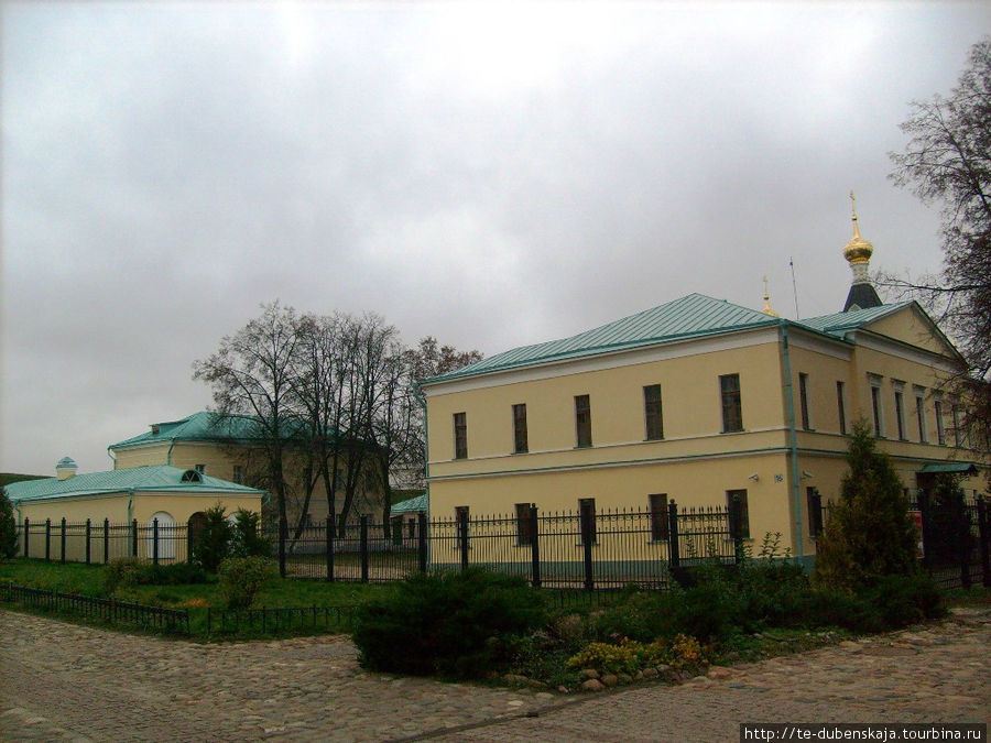 Здания тюрьмы, тюремной больницы. Сейчас здесь расположен краеведческий музей. Дмитров, Россия