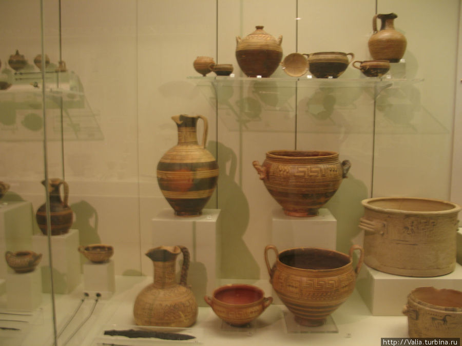 Керамике 3,5 тысячи лет. Раскопки в Микенах Греция