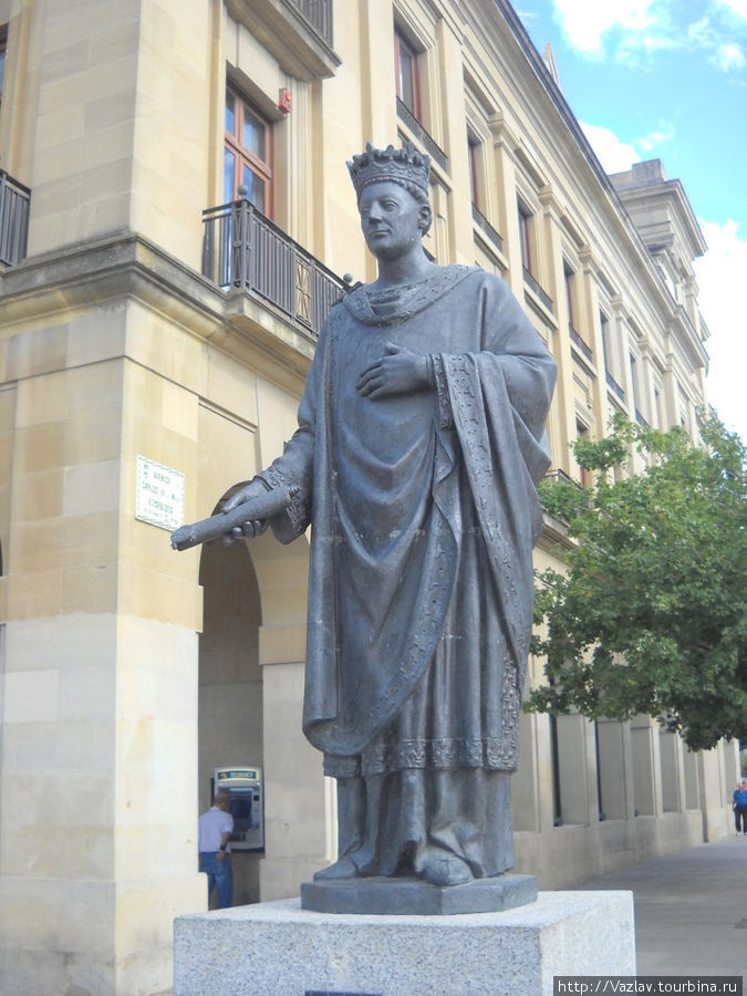 Памятник Памплона, Испания