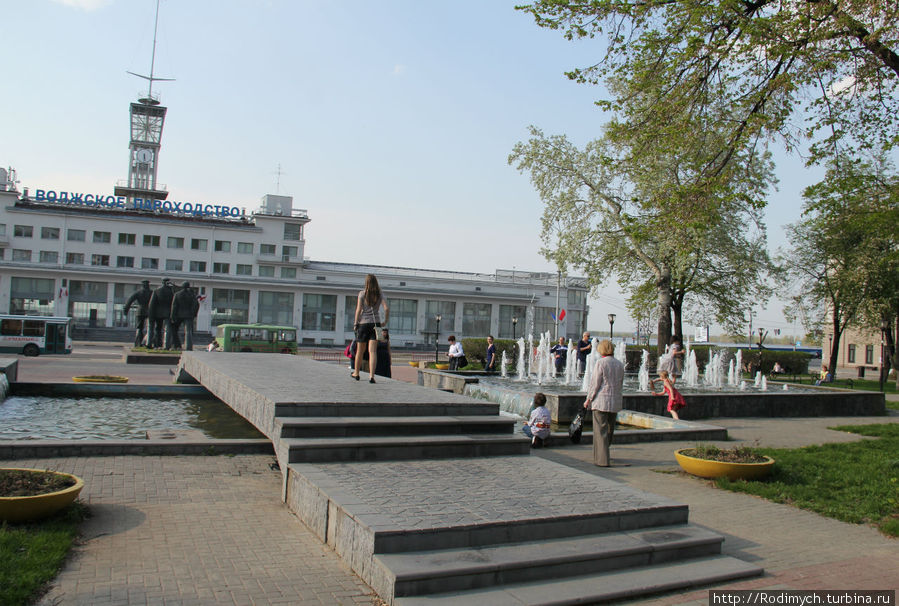 Площадь Маркина и Речной вокзал Нижний Новгород, Россия