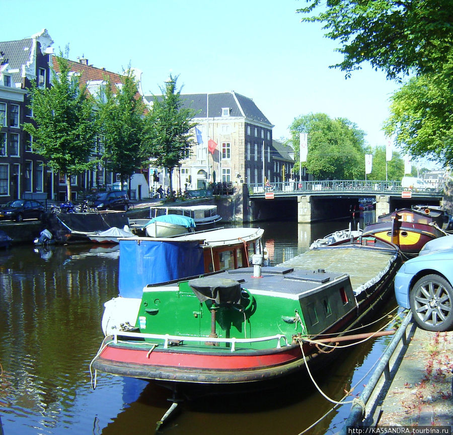 Жизнь у воды в  Амстердаме Амстердам, Нидерланды