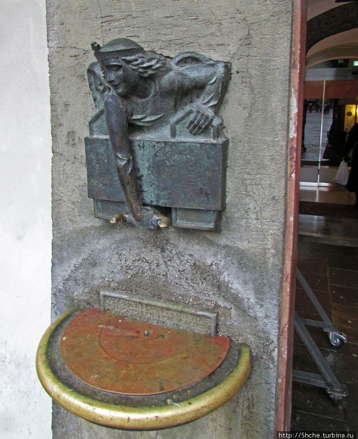 Улица Херцог-Фредерик Инсбрук, Австрия