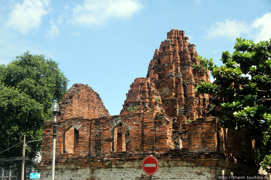 Город руин Лоп-Бури, Таиланд