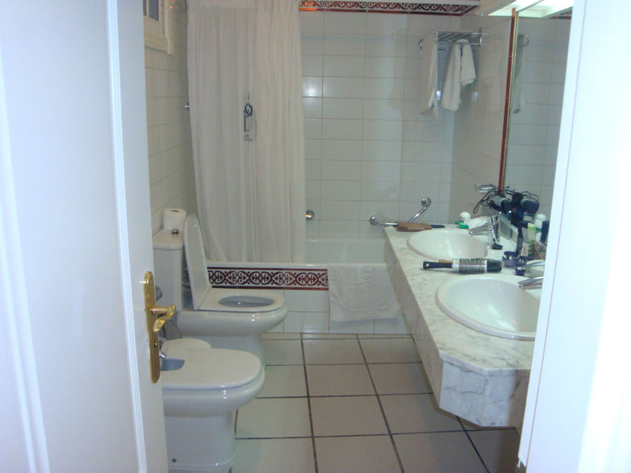 ванная комната Пуэрто-де-Гуимар, остров Тенерифе, Испания