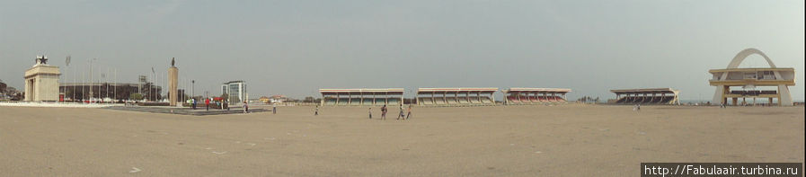 Панорамка площади независимости Аккра, Гана